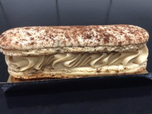 Macaron paris-brest .Pâtisserie La Guérande